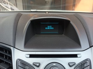 vand-masina-ford-fiesta-in-bucuresti