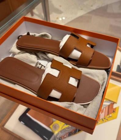 papuci-hermes-oran-gold-big-0