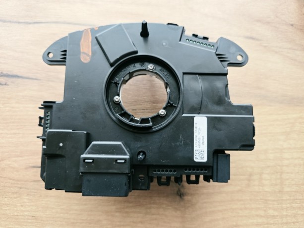 spira-volan-5k0953569e-vw-tiguan-touran-sharan-passat-b6-b7-golf-eos-scirocco-skoda-octavia-superb-alhambra-toledo-seat-audi-au-q3-big-1