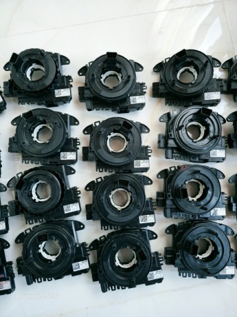 spire-volan-5k0953569-vw-skoda-seat-audi-big-0