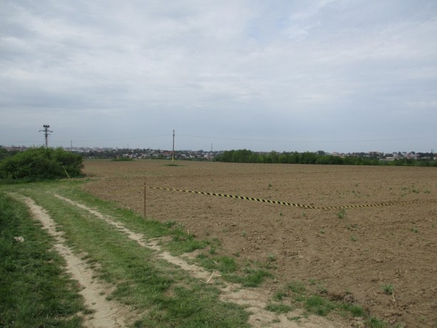 vand-teren-pentru-locuinta-casa-de-vacanta-in-botosani-big-1