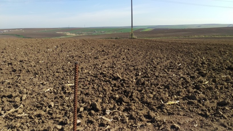 vand-teren-pentru-locuinta-casa-de-vacanta-in-botosani-big-0