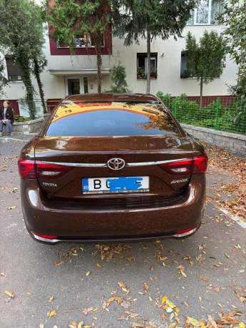 toyota-avensis-2017-16-diesel-big-2