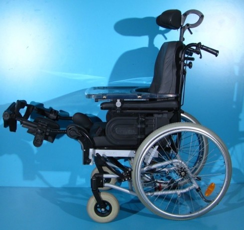 scaun-cu-rotile-nepliabil-pentru-adulti-big-3