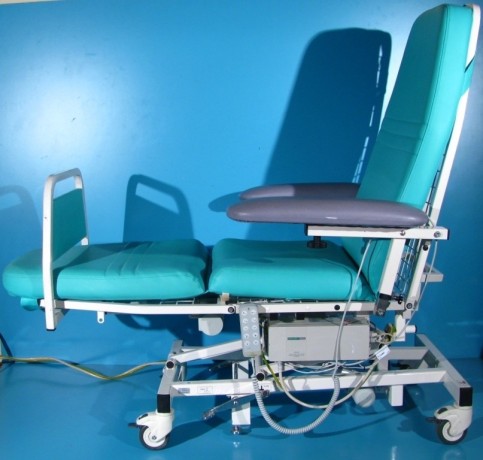 scaun-medical-electric-pentru-tratament-si-recoltare-sange-digiterm-comfort-4-big-2