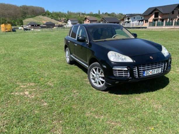 porsche-cayenne-big-2