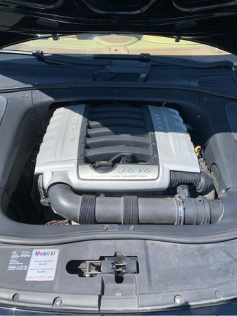 porsche-cayenne-big-4