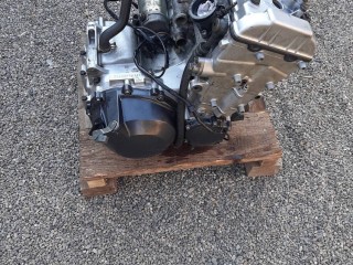 motor-kawasaki-zx-600