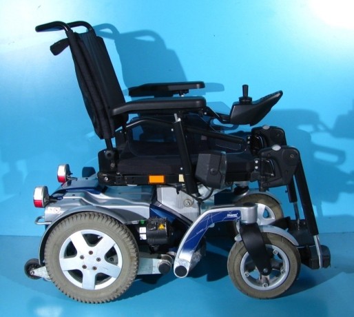 carucior-electric-invacare-storm-4-6-kmh-big-4