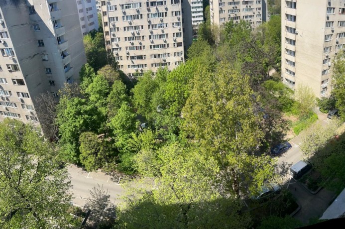 apartament-cu-2-camere-vedere-larga-si-locatie-de-exceptie-in-zona-favorit-drumul-taberei-big-4