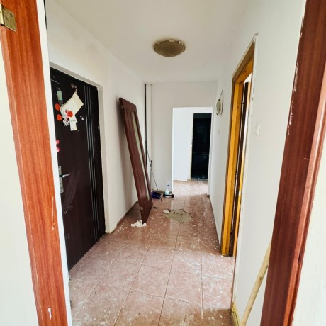 apartament-cu-2-camere-vedere-larga-si-locatie-de-exceptie-in-zona-favorit-drumul-taberei-big-3