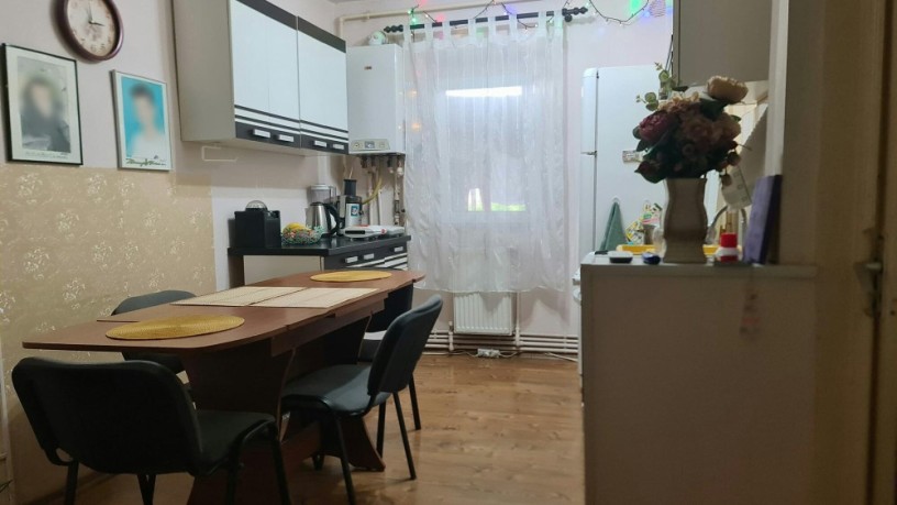 vanzare-apartament-2-camere-locatie-excelenta-direct-proprietar-fara-comision-big-4