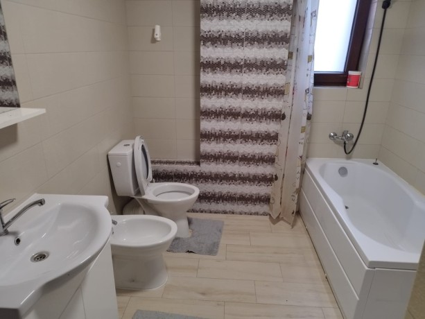 apartament-inchiriere-3-camere-350euro-cug-valea-adanca-complex-nicole-residence-big-4