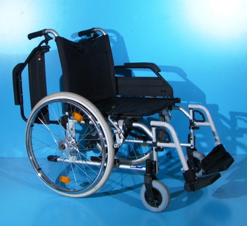 scaun-cu-rotile-invalizi-bb-big-2