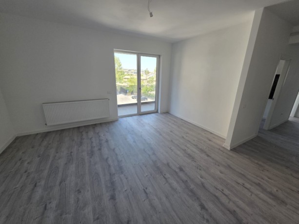 apartament-1-camera-decomandat-4182-mp-intabulat-pret-73185euro-tva-zona-bldpoitiers-manta-rosie-big-2