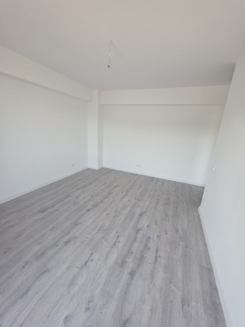 comision-0-apartament-2-camere-decomandat-5843-mp-intabulat-pret-90567euro-tva-zona-bldpoitiers-manta-rosie-big-3