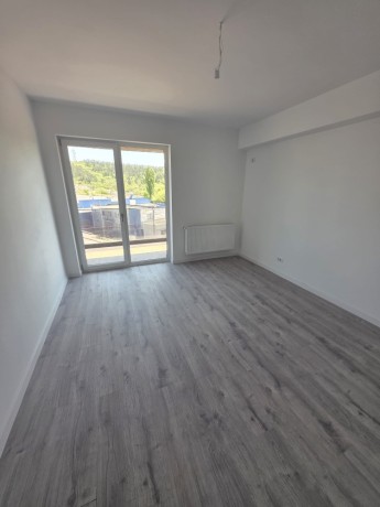 comision-0-apartament-2-camere-decomandat-5843-mp-intabulat-pret-90567euro-tva-zona-bldpoitiers-manta-rosie-big-4