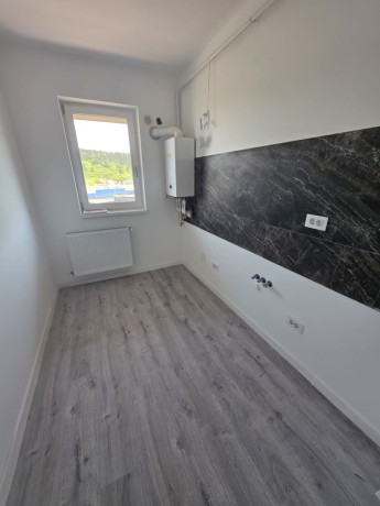 apartament-3-camere-decomandat-8804-mp-intabulat-pret-127305euro-tva-zona-bldpoitiers-manta-rosie-big-2