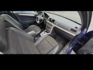 opel-astra-h
