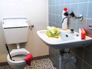 reparatii-tevi-de-plumb-instalatii-tehnico-sanitare